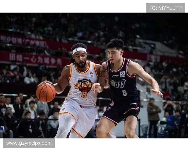 深圳篮球队状态揭秘：从训练到比赛的全景观察与分析